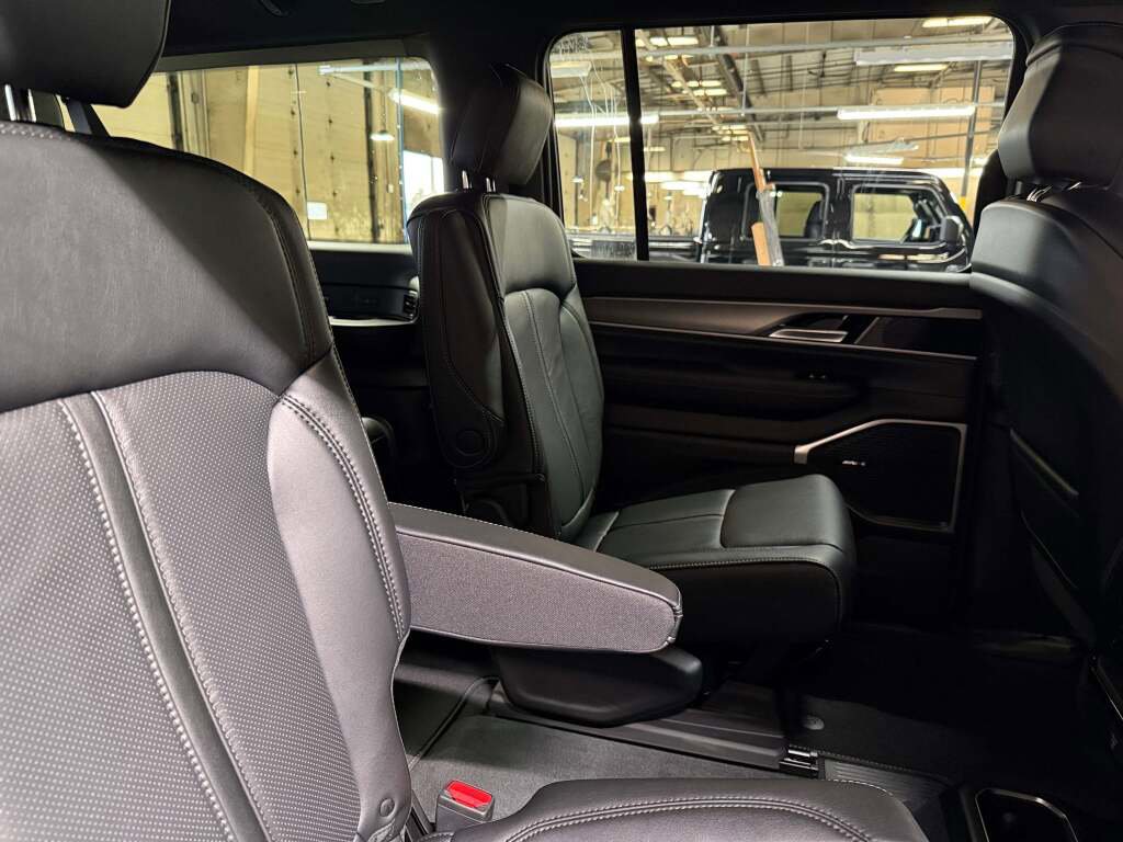 New 2026 Jeep Grand Wagoneer L Limited image 26