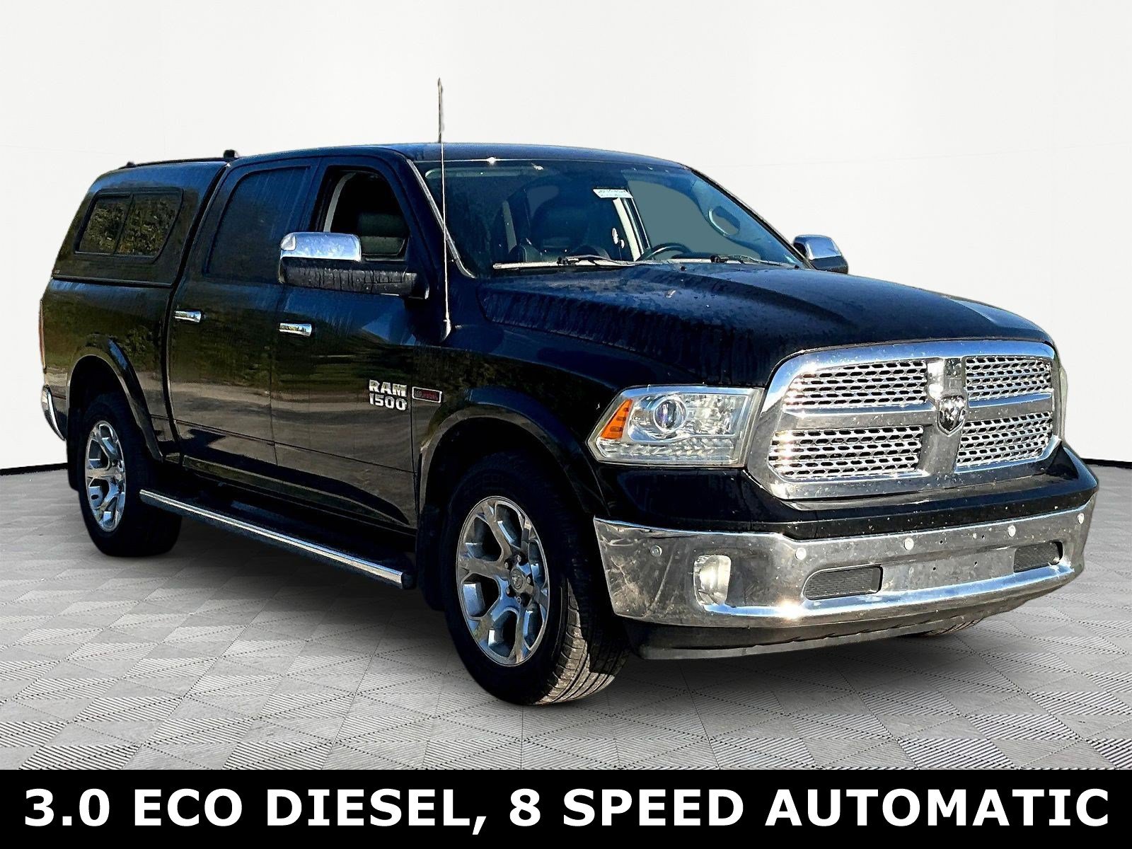 Used 2015 RAM 1500 Laramie w/ Convenience Group AWD/4WD image 2