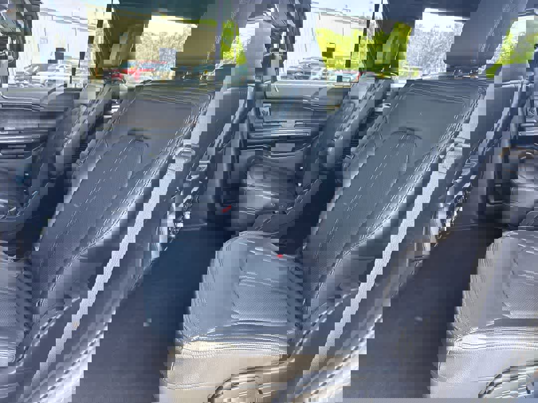 Used 2021 Ford Expedition Limited AWD/4WD image 23