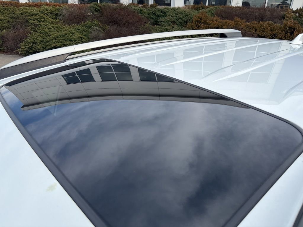 Used 2017 Toyota RAV4 SE w/ Power Special Value Package image 10