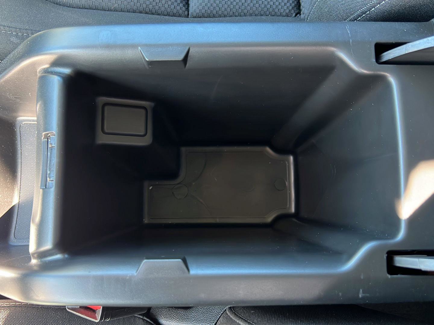 Used 2022 Chevrolet Colorado LT w/ LT Convenience Package image 24