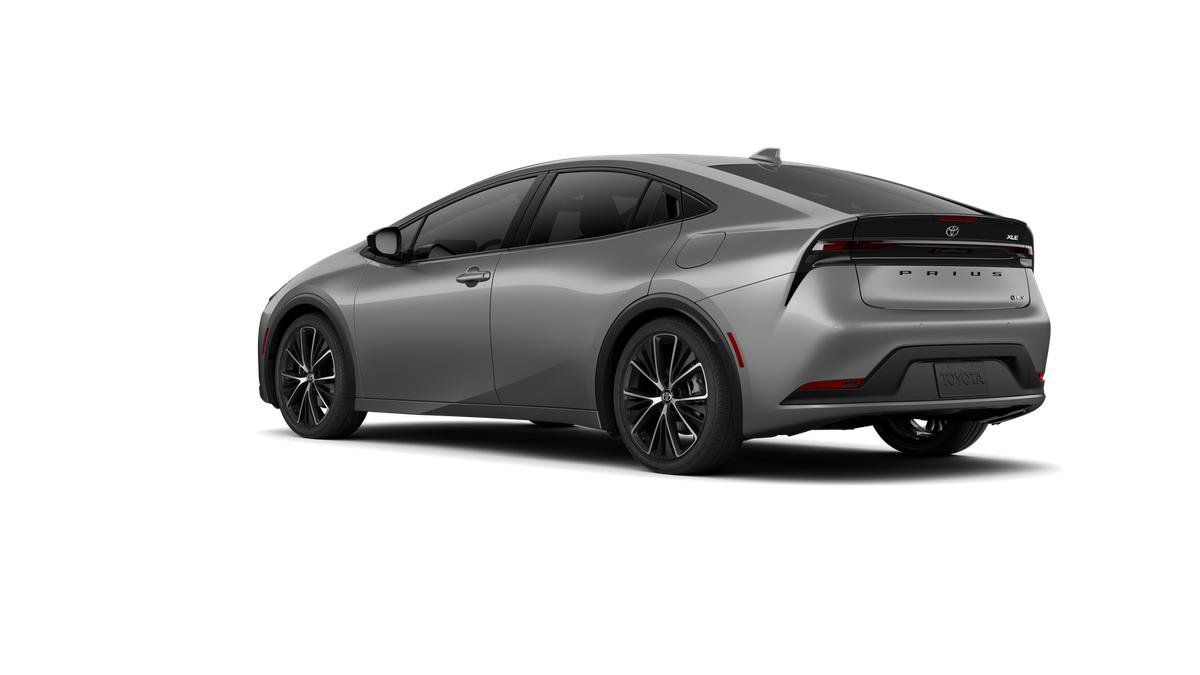 New 2026 Toyota Prius XLE image 6