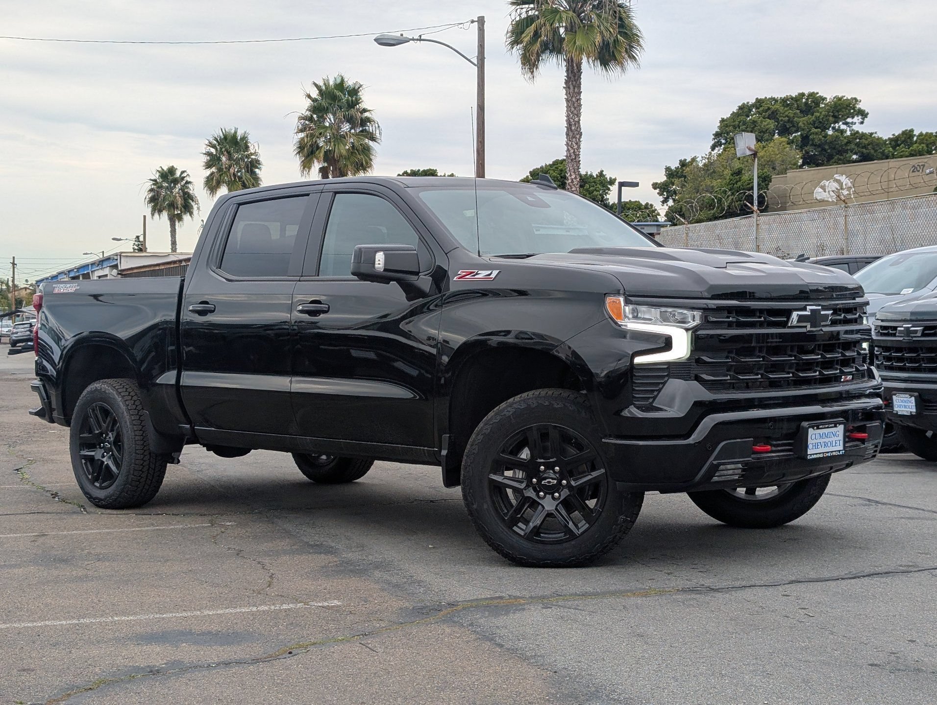 New 2026 Chevrolet Silverado 1500 LT Trail Boss w/ LT Trail Boss Premium Package AWD/4WD image 2