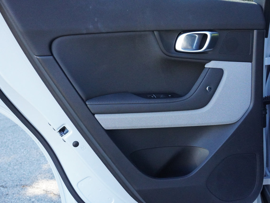 Used 2024 Polestar Polestar 2 AWD/4WD image 26