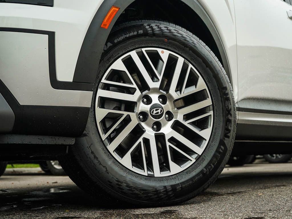 Certified 2026 Hyundai Palisade SEL AWD/4WD image 5