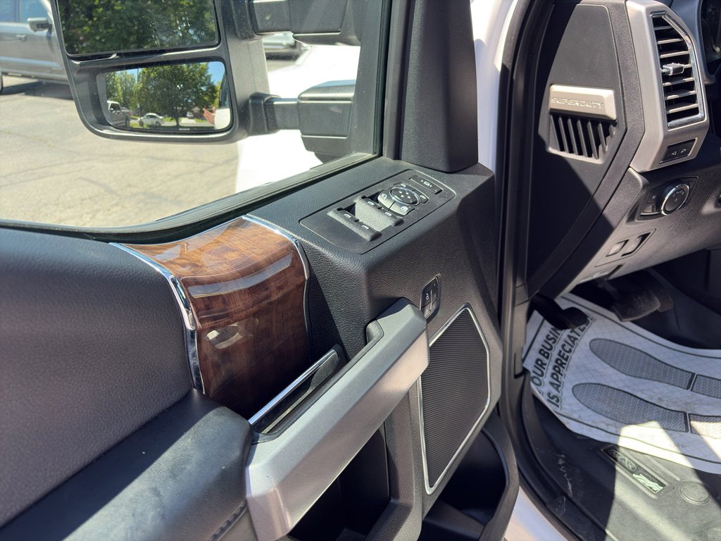 Used 2017 Ford F350 Platinum w/ Platinum Ultimate Package AWD/4WD image 12