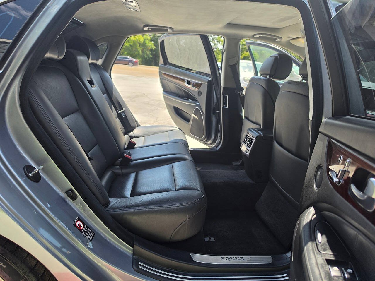 Used 2016 Hyundai Equus Signature RWD image 29