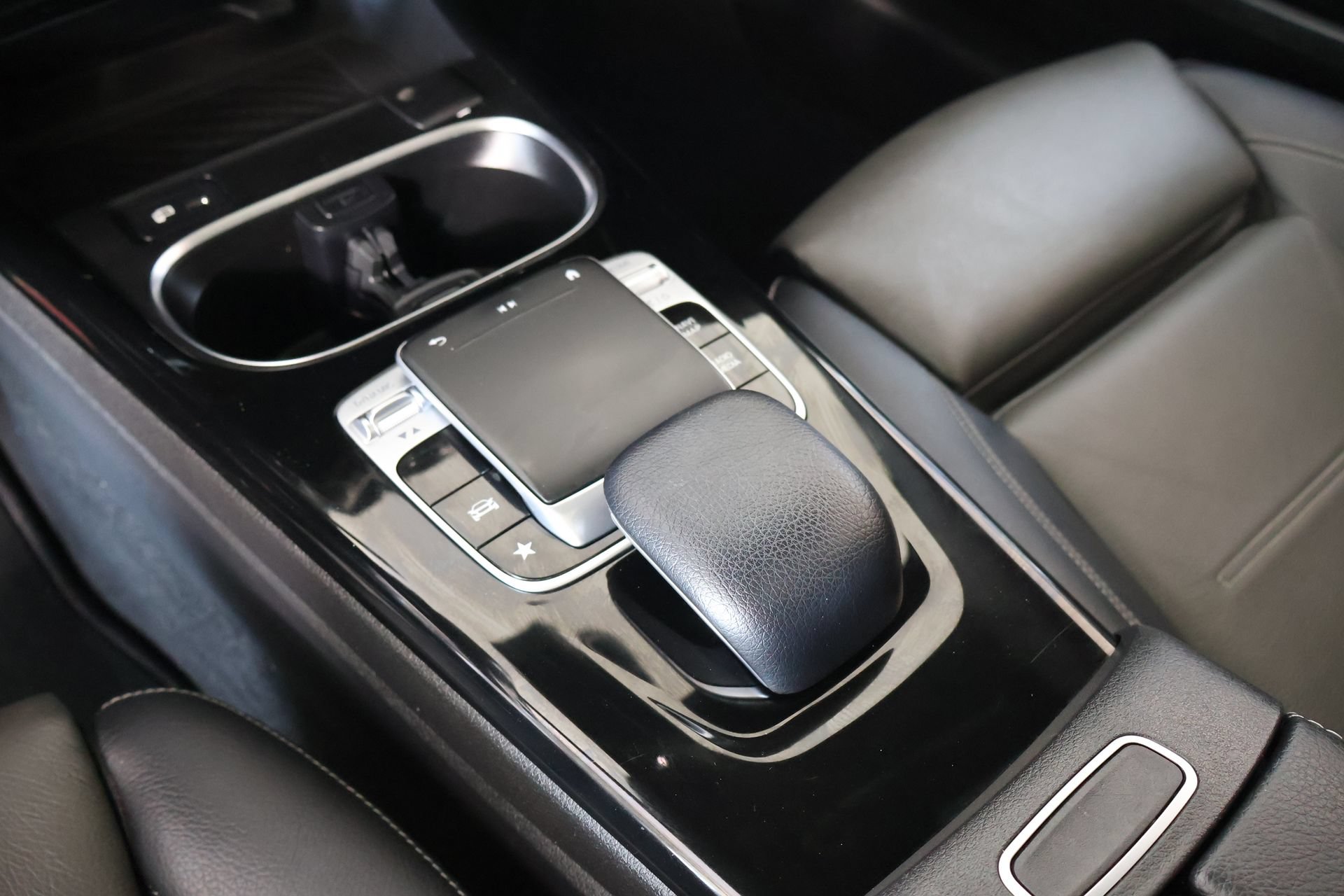 Used 2019 Mercedes-Benz A 220 4MATIC image 8