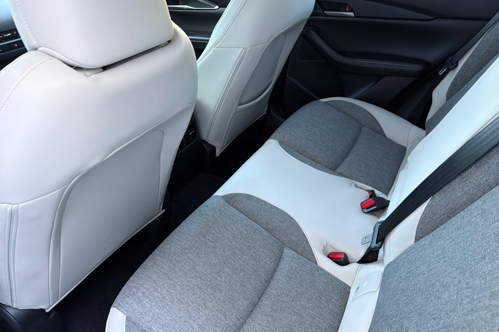 New 2026 MAZDA CX-30 Aire Edition AWD/4WD image 13