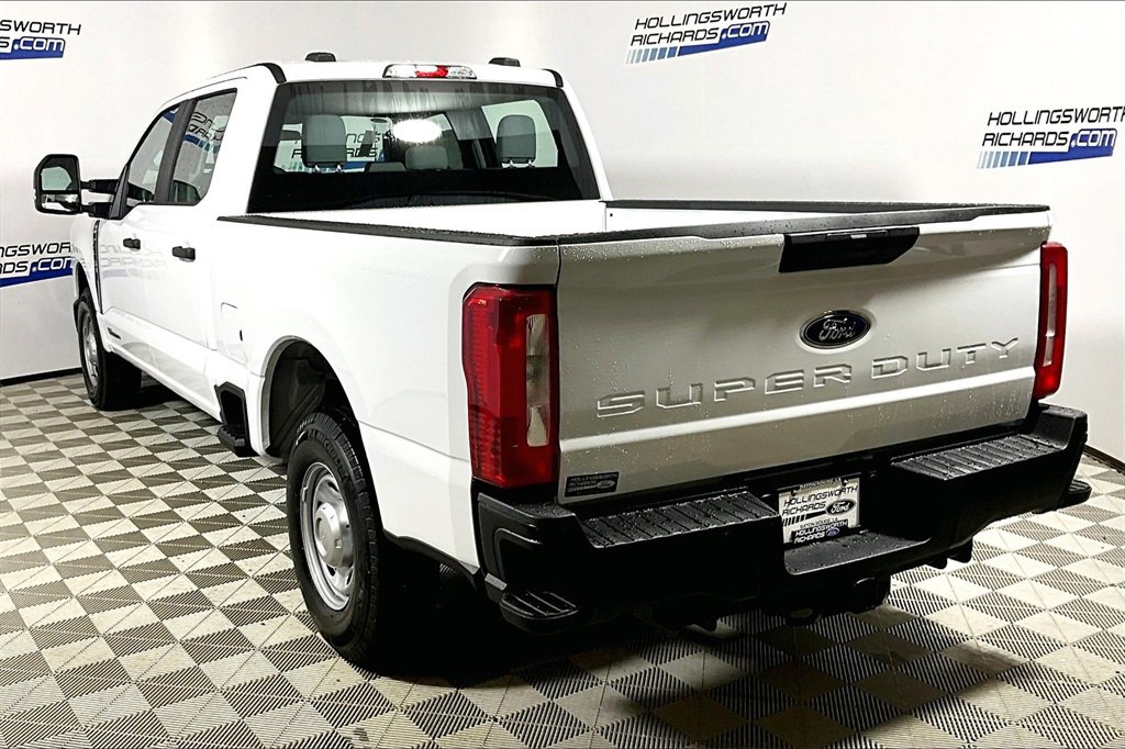 New 2026 Ford F250 XL image 3