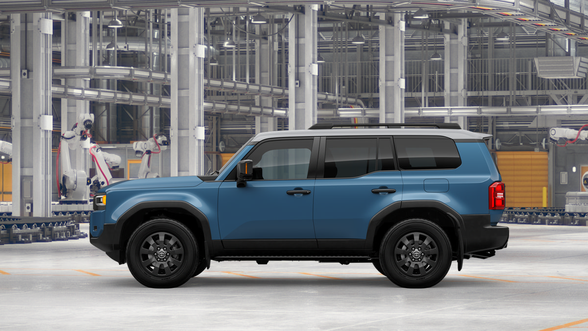 New 2027 Toyota Land Cruiser w/ Premium Package AWD/4WD image 4