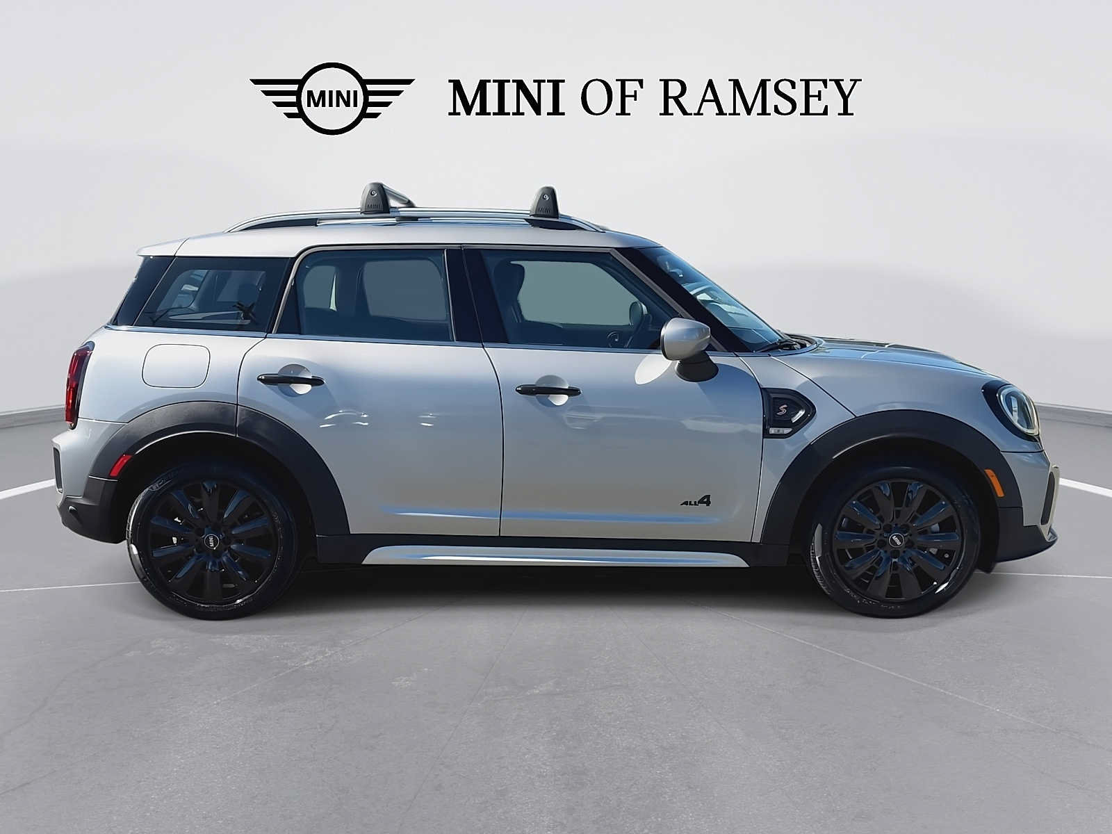 Used 2024 MINI Cooper Countryman S AWD/4WD image 9