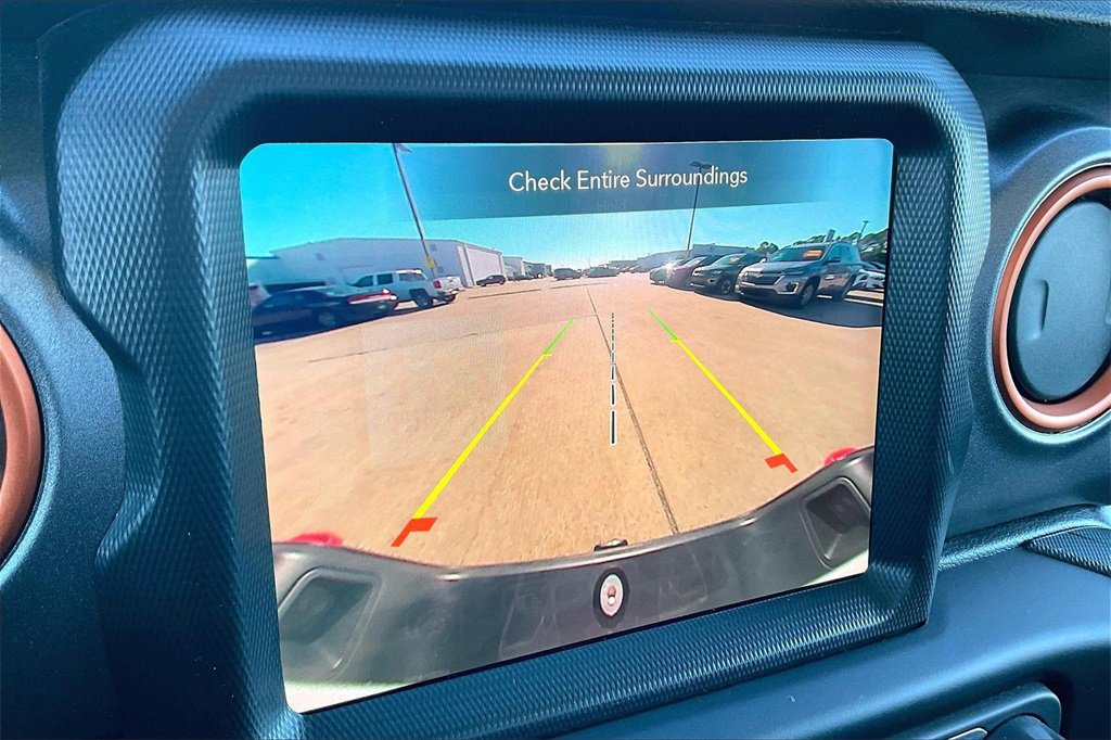 Used 2023 Jeep Gladiator Mojave image 13