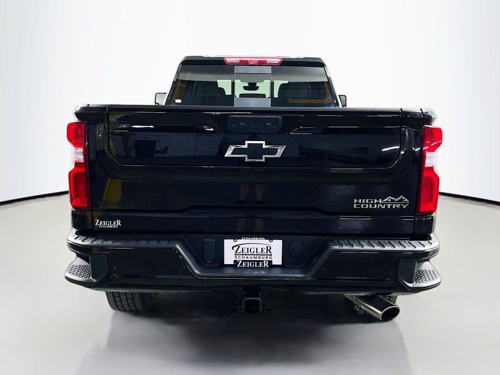 Certified 2022 Chevrolet Silverado 2500 High Country w/ LPO, Dark Essentials Package image 6