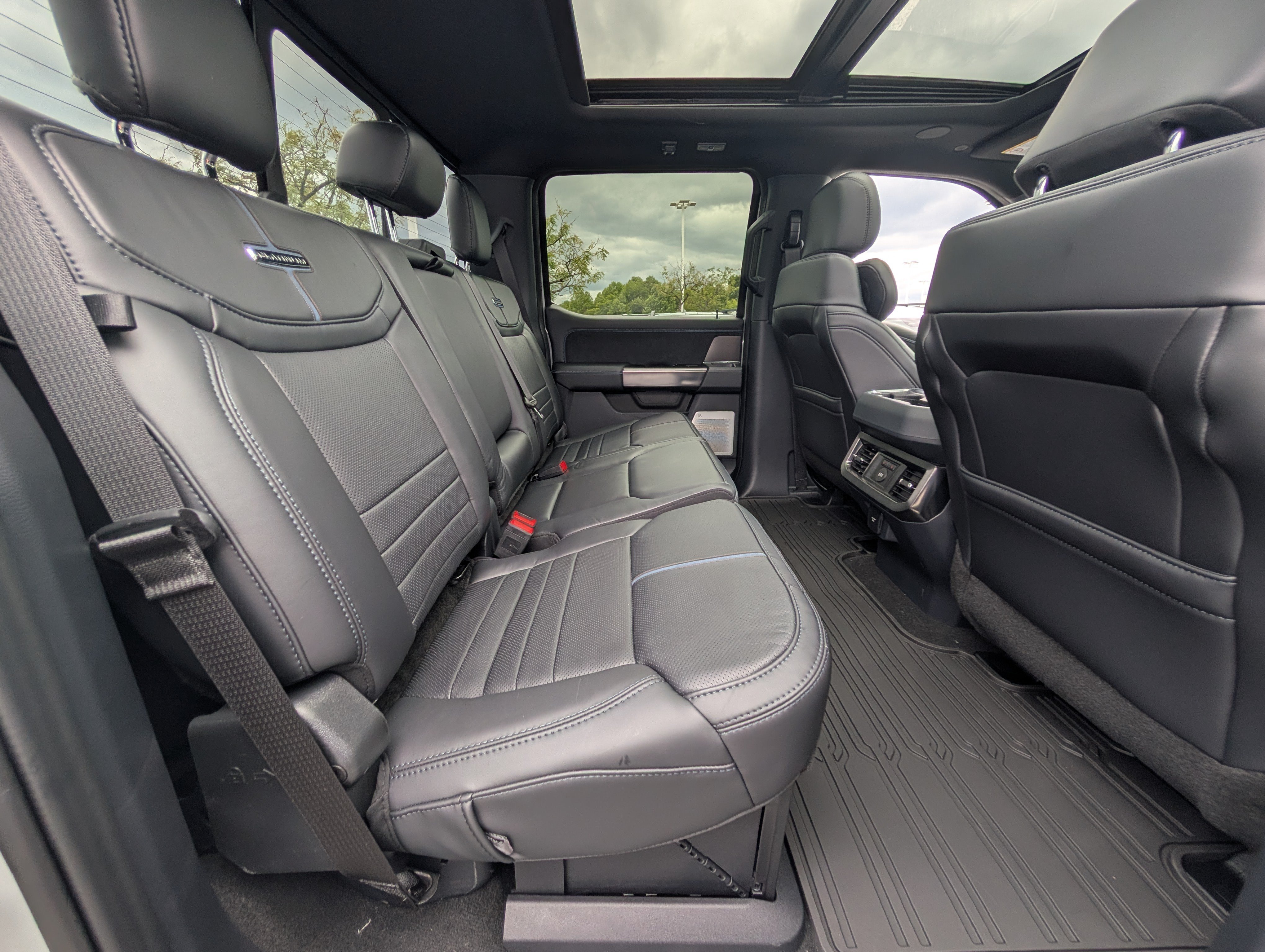 New 2026 Ford F250 Platinum AWD/4WD image 7