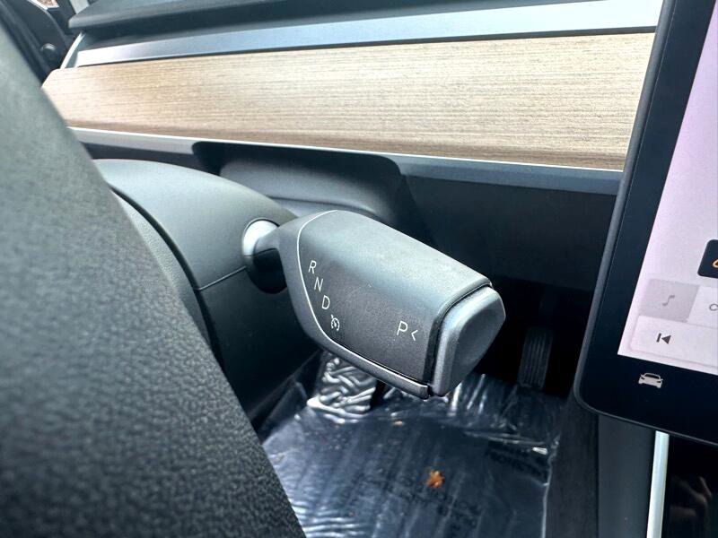 Used 2021 Tesla Model Y Long Range image 20