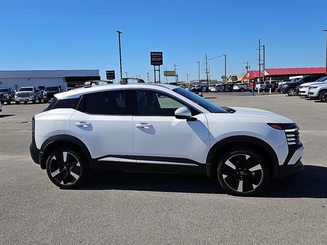 Used 2025 Nissan Kicks SR image 6