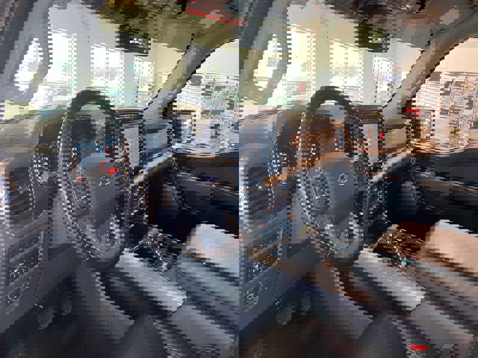 Used 2023 Ford F150 Lariat w/ Equipment Group 502A High image 10