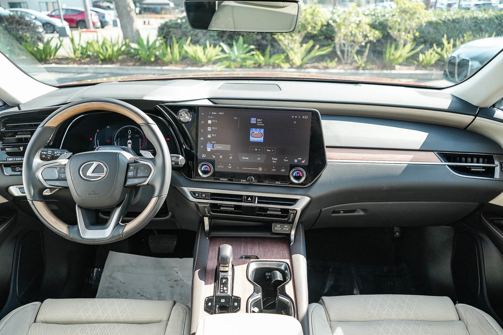 Certified 2024 Lexus RX 350 FWD w/ Convenience Package image 10