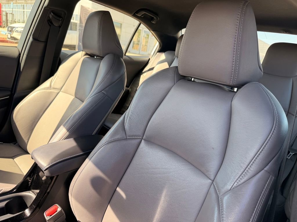 Used 2022 Toyota Corolla SE image 11