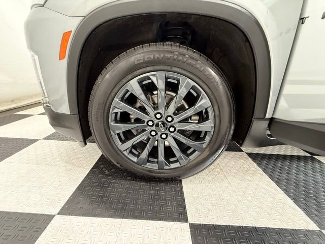 Used 2023 Chevrolet Traverse RS image 10