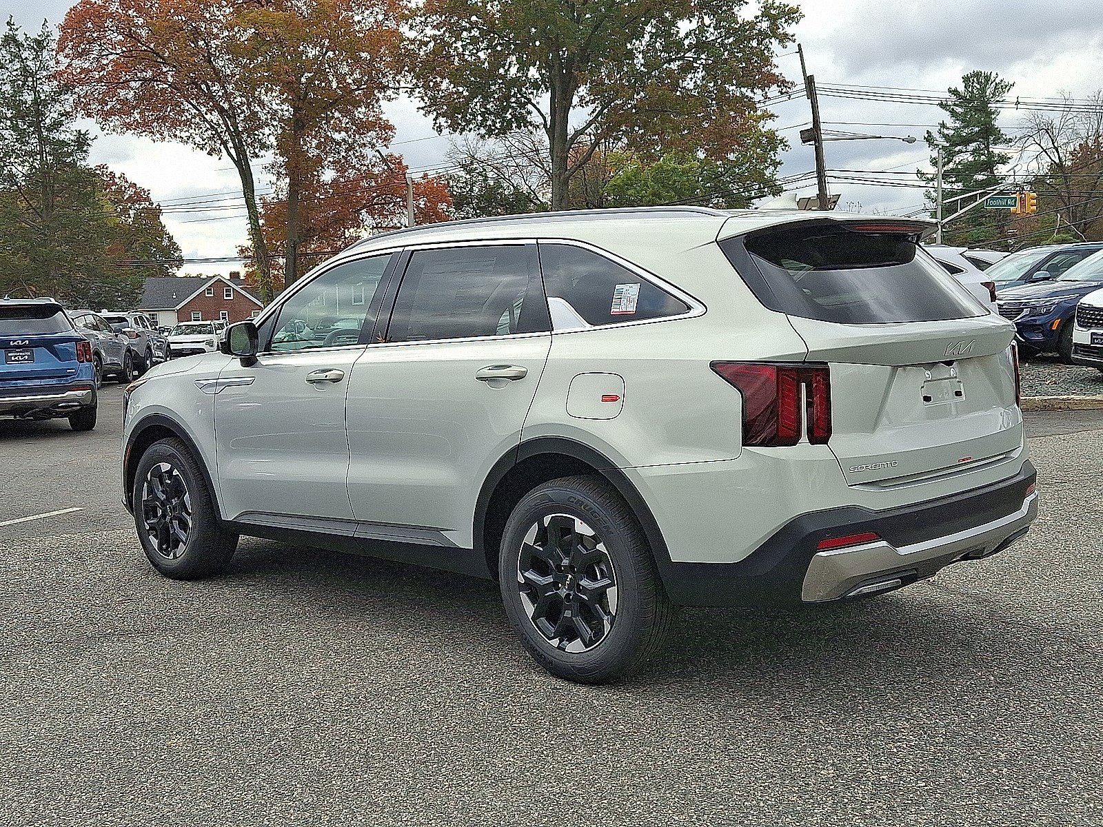 New 2026 Kia Sorento S FWD image 3