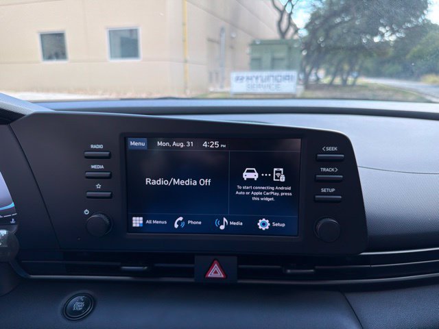 New 2026 Hyundai Elantra SEL Sport FWD image 10