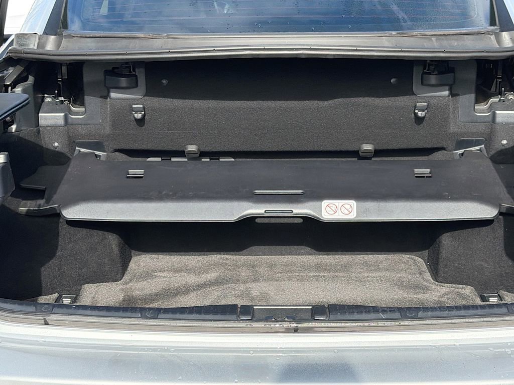 Used 2015 Lexus IS 250C w/ Luxury Package image 12