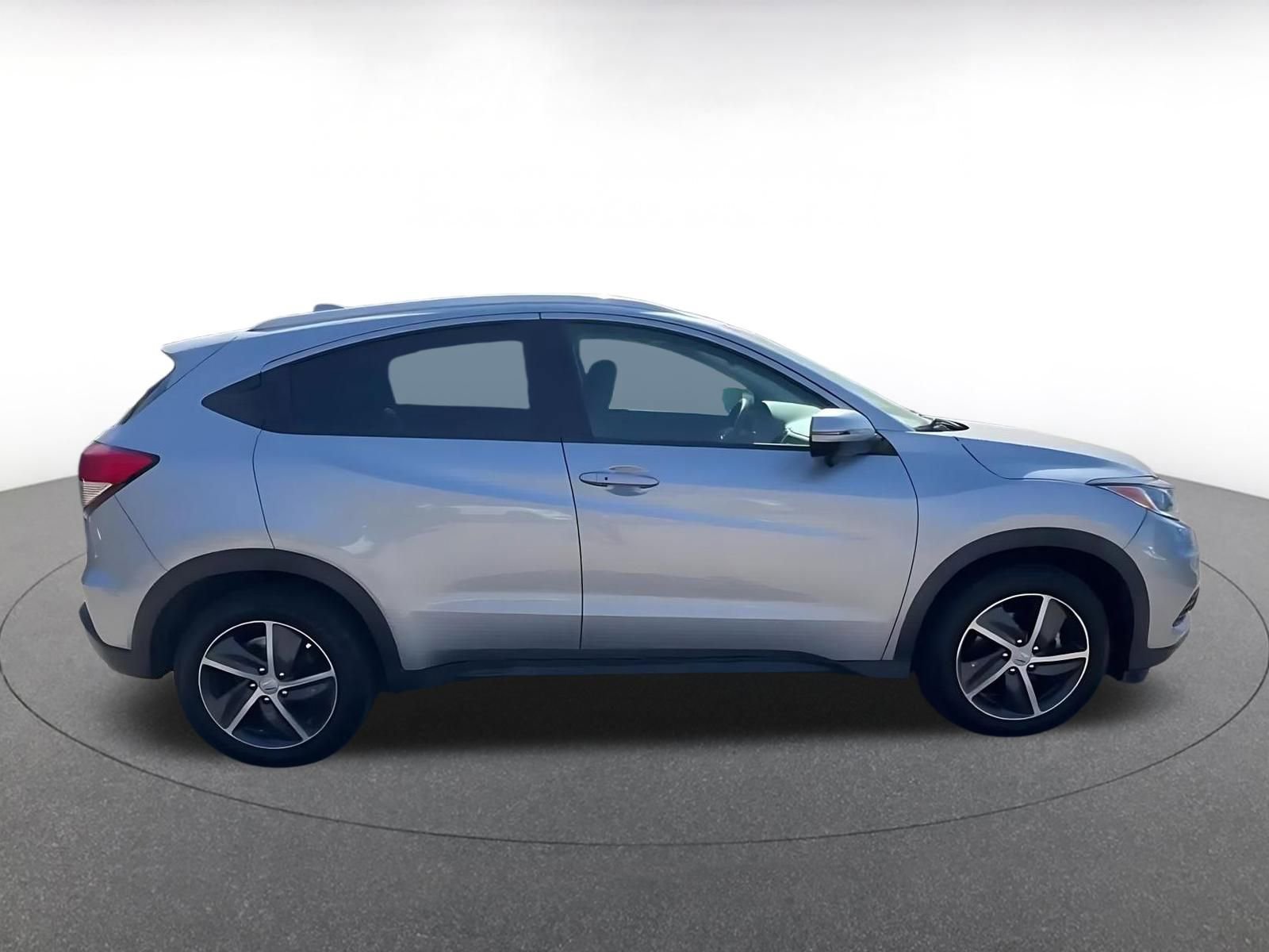 Used 2022 Honda HR-V EX image 16