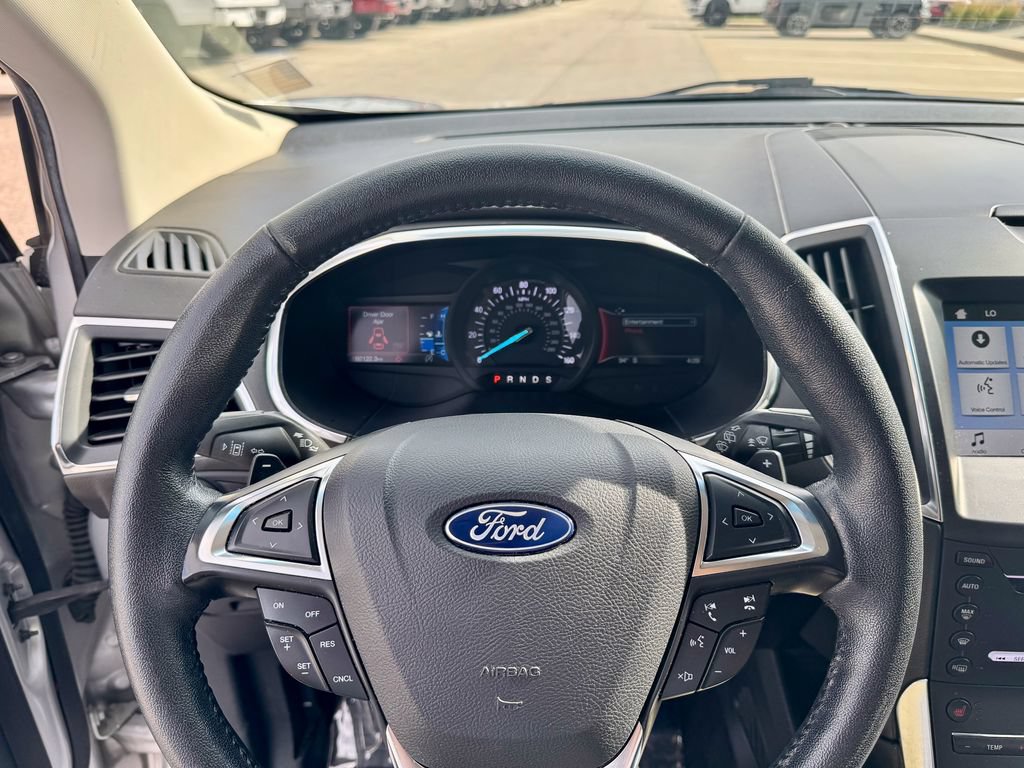 Used 2019 Ford Edge Titanium AWD/4WD image 29