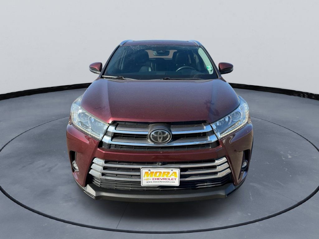 Used 2019 Toyota Highlander Limited image 3