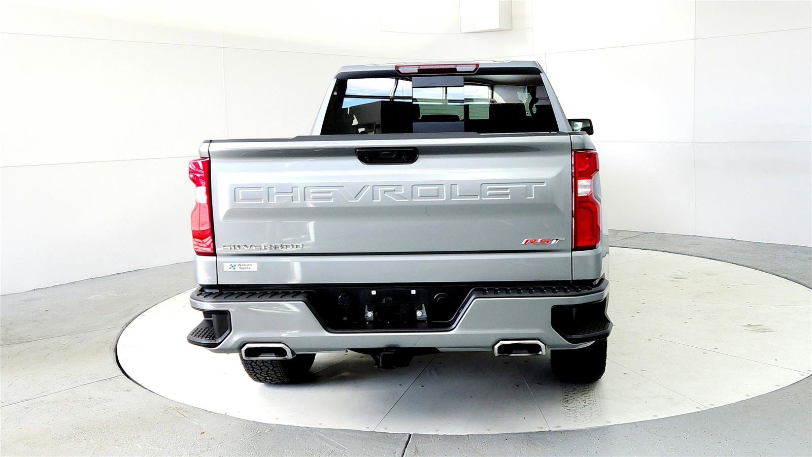 Used 2024 Chevrolet Silverado 1500 RST w/ Convenience Package II image 5