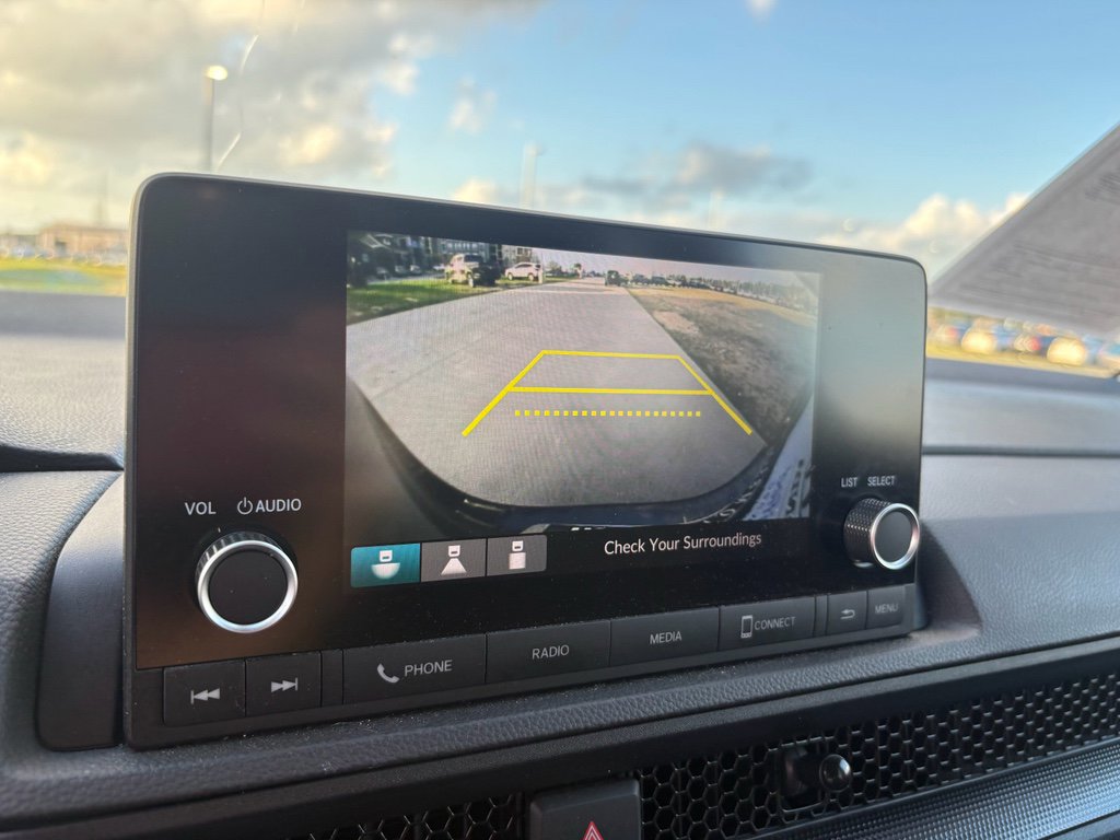 Used 2025 Honda CR-V LX image 17