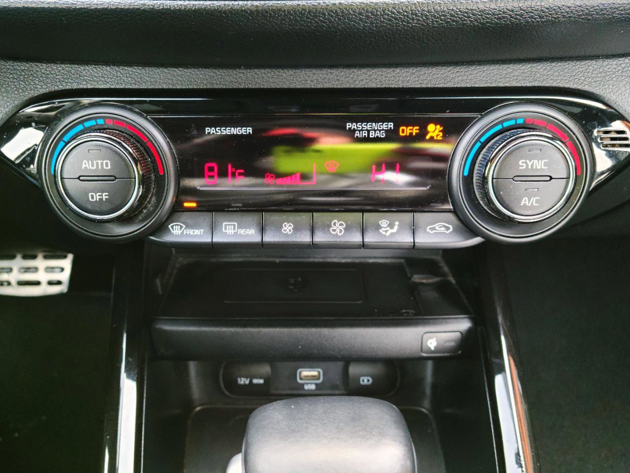 Used 2022 Kia Forte GT-Line w/ GT-Line Premium Package image 12