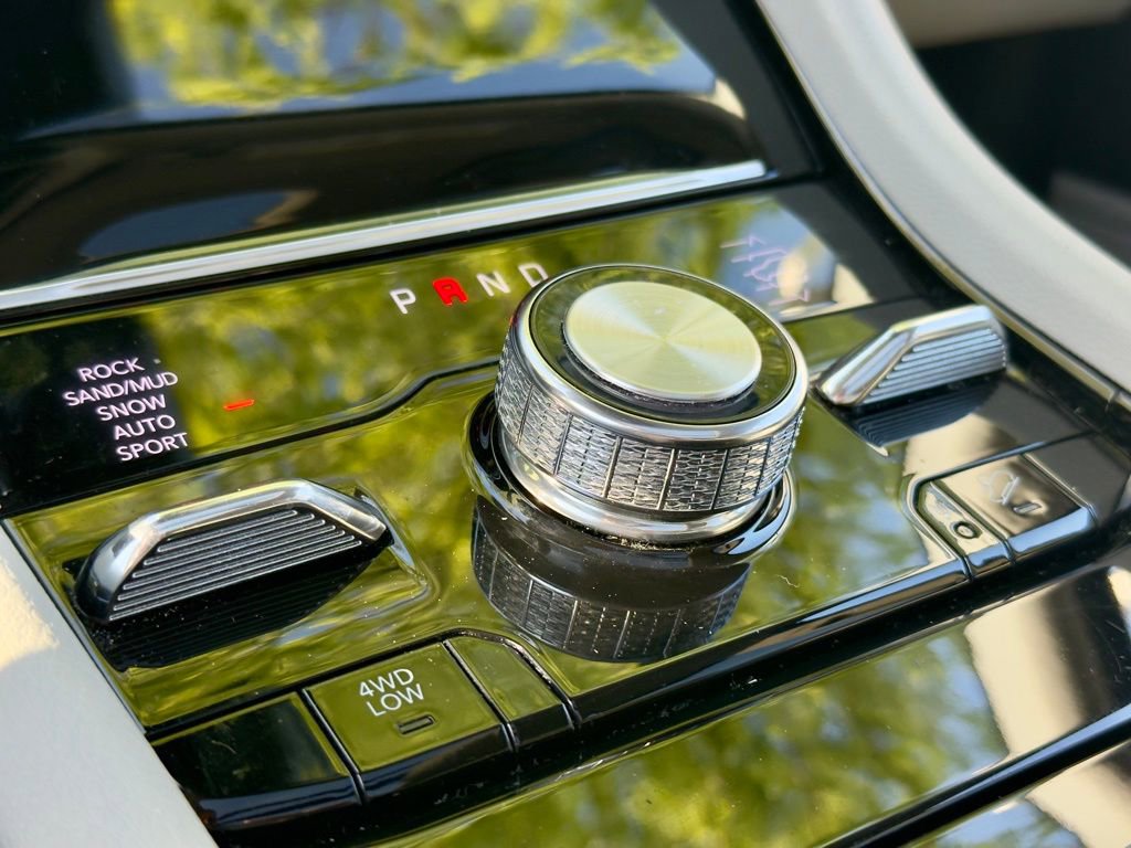 Used 2021 Jeep Grand Cherokee L Summit w/ Advanced Protech Group IV image 9