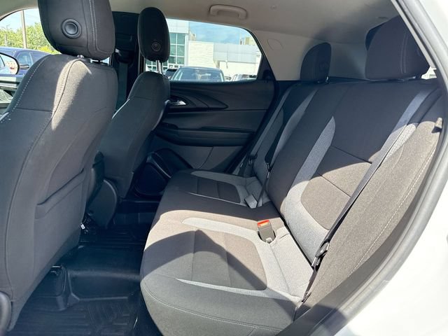 Used 2022 Chevrolet TrailBlazer LT w/ Convenience Package AWD/4WD image 23