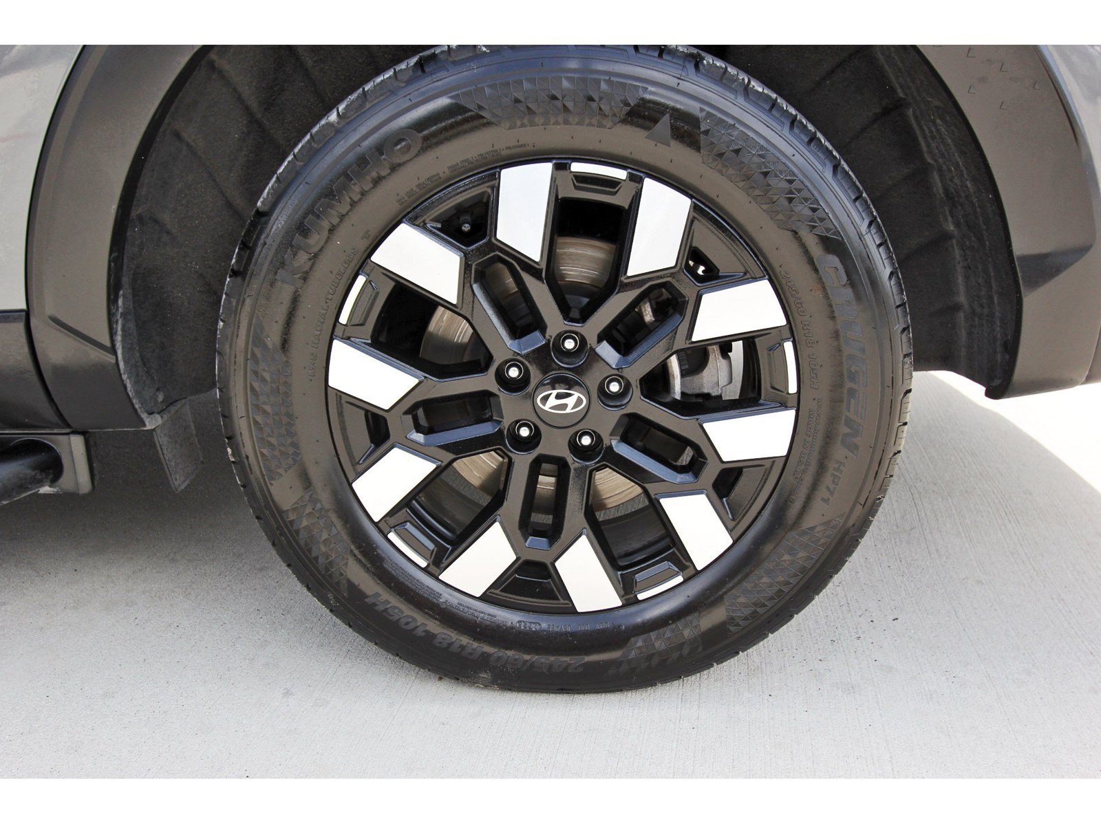 Used 2026 Hyundai Santa Cruz SEL FWD image 30