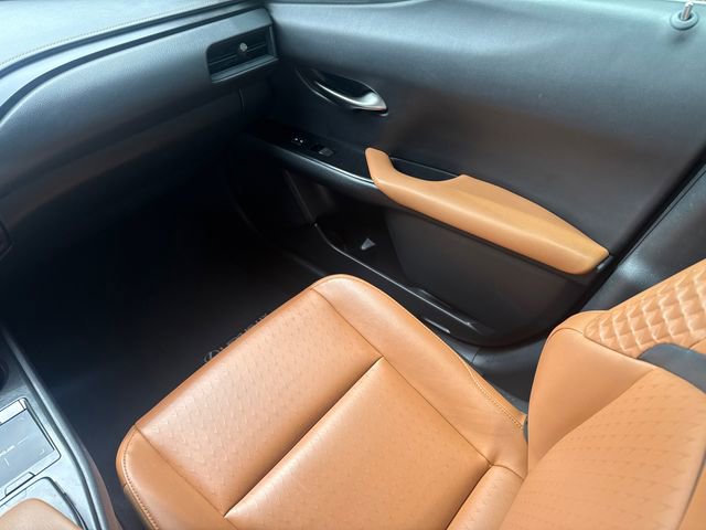 Used 2020 Lexus UX 200 w/ Accessory Package 2 FWD image 15