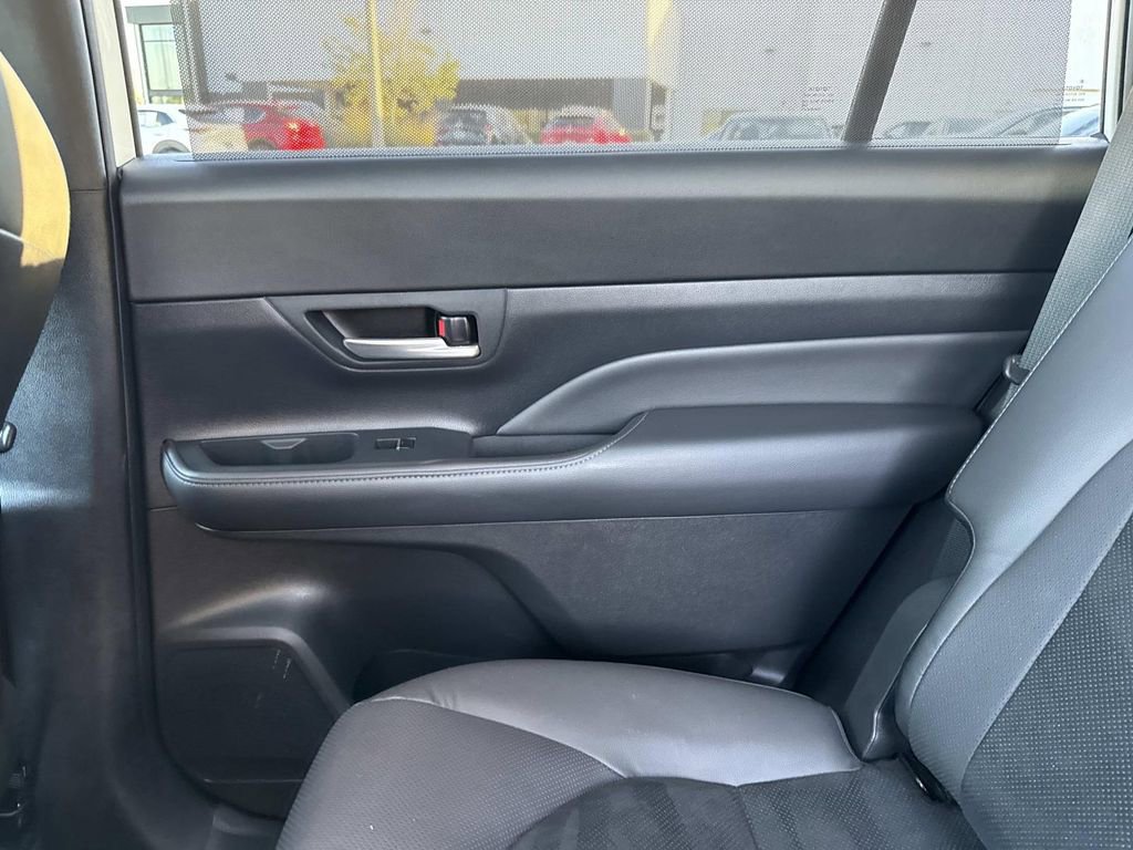 Used 2024 Toyota Grand Highlander AWD Hybrid image 19