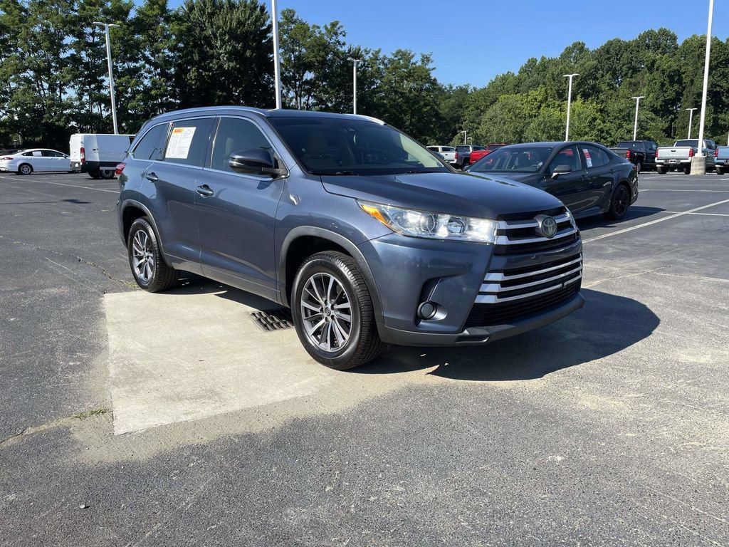 Used 2017 Toyota Highlander XLE