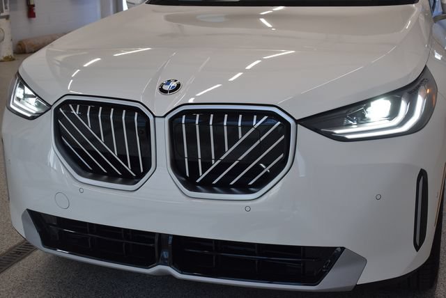 New 2026 BMW X3 xDrive30i w/ Premium Package AWD/4WD image 14