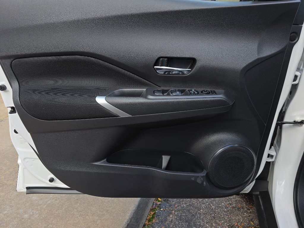 Used 2024 Nissan Kicks SV image 19