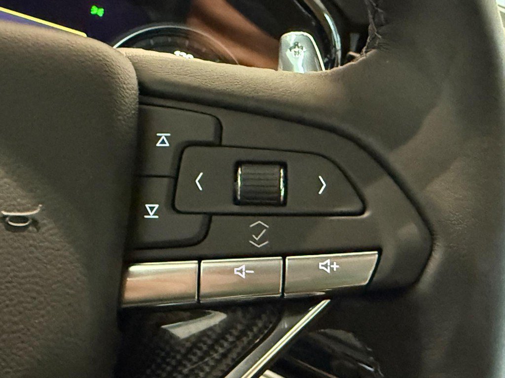 New 2025 Cadillac XT6 Sport w/ Technology Package AWD/4WD image 11