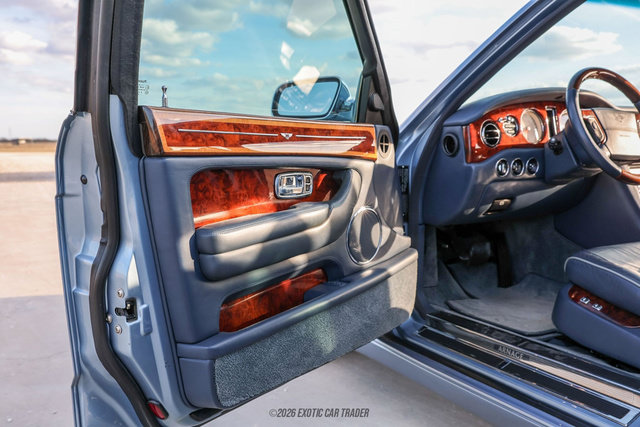 Used 2006 Bentley Arnage R RWD image 20