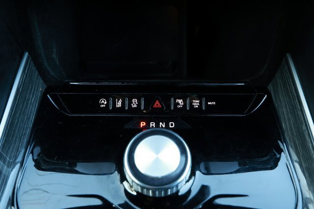 Used 2022 Jeep Wagoneer Series II RWD image 18