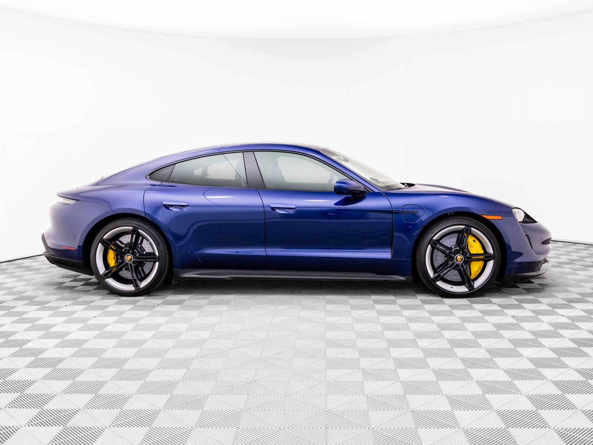 Certified 2020 Porsche Taycan Turbo S w/ Premium Package AWD/4WD image 7