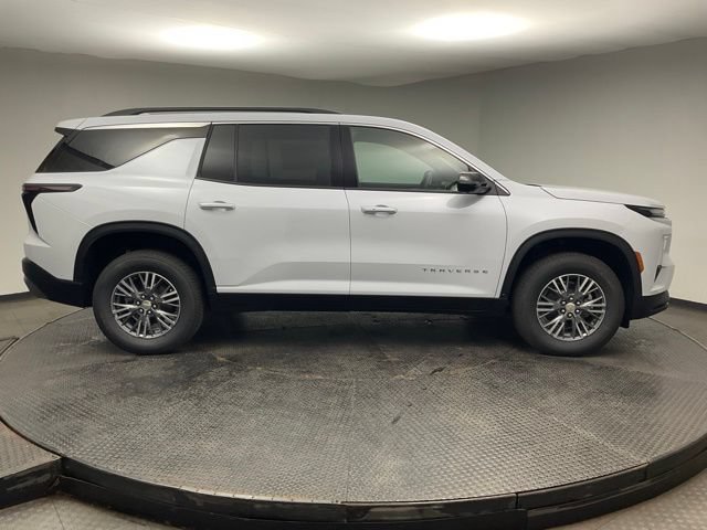 New 2026 Chevrolet Traverse LT w/ Driver Confidence Package AWD/4WD image 8