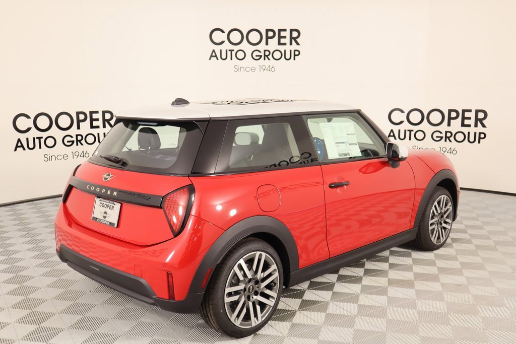 New 2025 MINI Cooper 2-Door Hardtop image 20