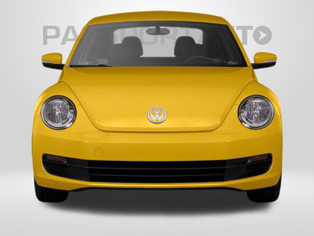 Used 2012 Volkswagen Beetle 2.0T FWD image 4