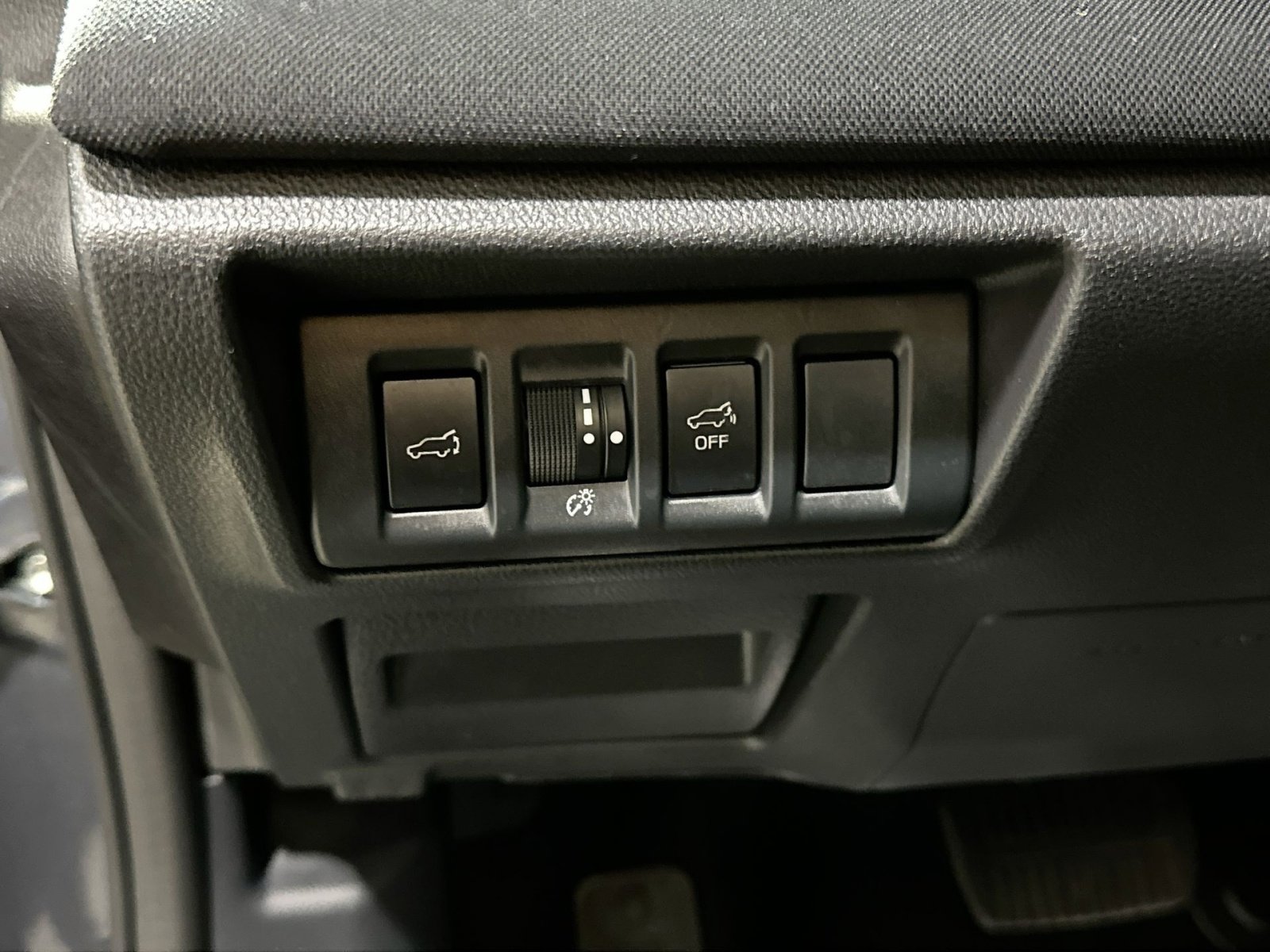 Used 2023 Subaru Outback Premium image 17